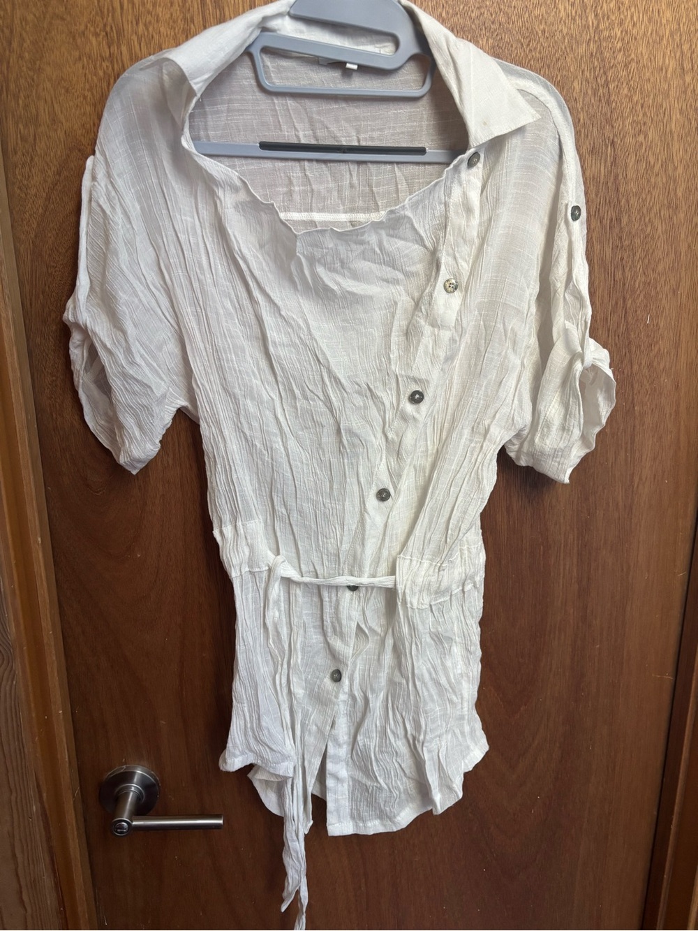 Mystree Crinkled White Button-Front Shirt with Waist Tie